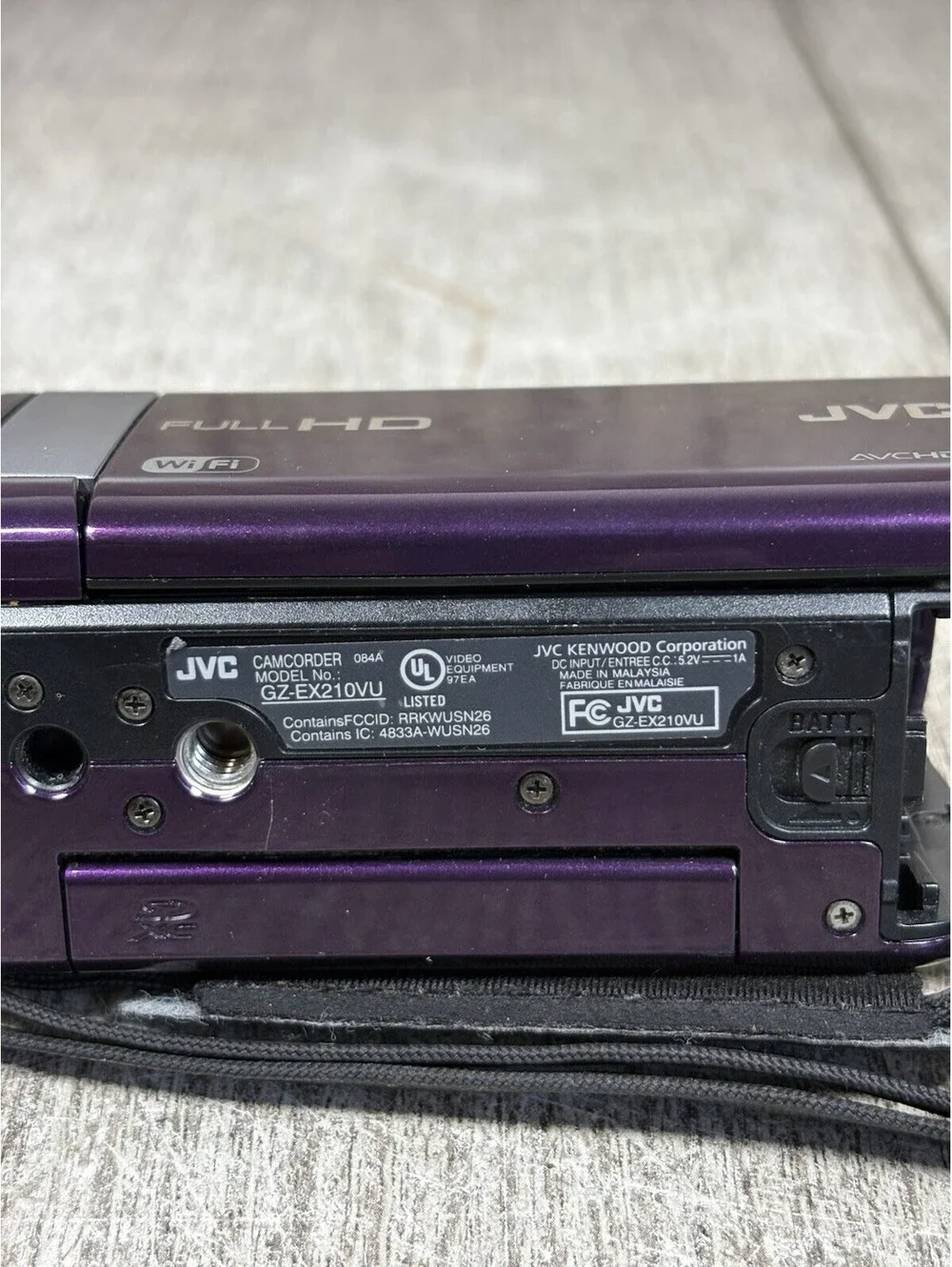 JVC GZ-EX210 2 GB Camcorder - Black - For Parts - Read Description